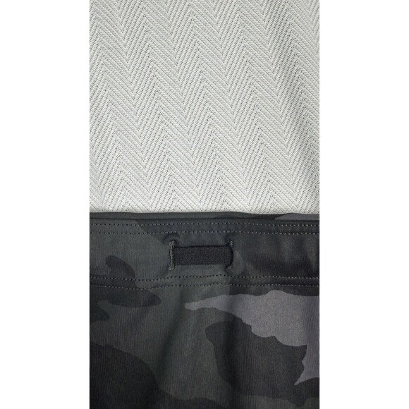 Athleta Ultimate Camo 7/8 Tight Women's Size LP Petite Black Mid Rise Pocket - Picture 7 of 11